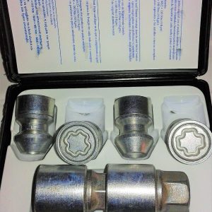 Per Opel Mokka dal 2012>2019 Kit Dadi Antifurto Starlock Farad per Cerchi in Acciaio H/E
