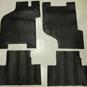 Per Fiat Panda 750 d'epoca Set 4 Tappeti Tappetini Gomma Su Misura
