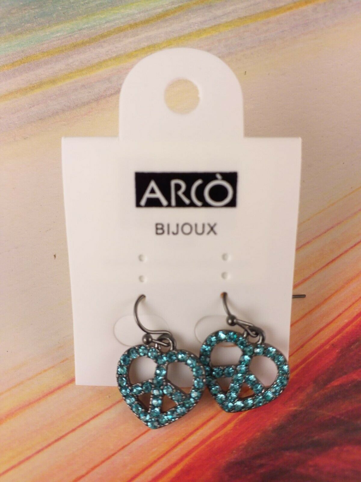 Arcò Bijoux Orecchini Vintage Pendenti Cuore Segno della Pace con Strass Celesti