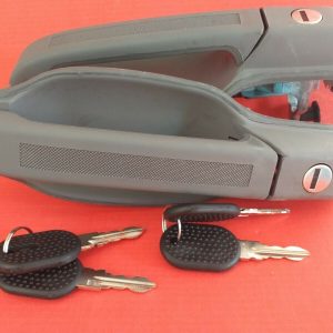 Per Iveco Daily dal 1989>2000 Coppia Maniglie Anteriori con Chiave Plastica Grigia