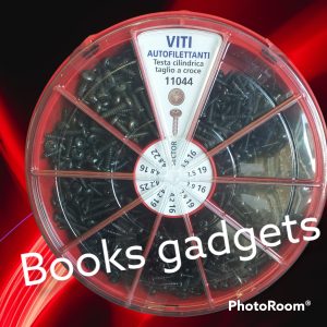 Kit 670pz Assortimento Viti Autofilettanti Testa Cilindrica con Taglio a Croce Nere