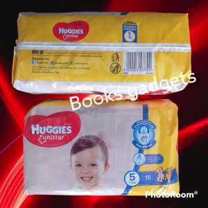 8 Pacchi (120 Pannolini) Pannolino Huggies Unistar Taglia 5 (11/25 Kg)