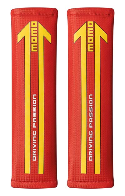 MOMO Coppia Cuscinetti per Cinture di Sicurezza per Auto Carbon Rosso con Logo Giallo - immagine 2
