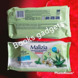 8 pezzi (576 Salviette) Malizia Salviettine Multiuso Rinfrescanti Detergenti Aloe e Tè verde