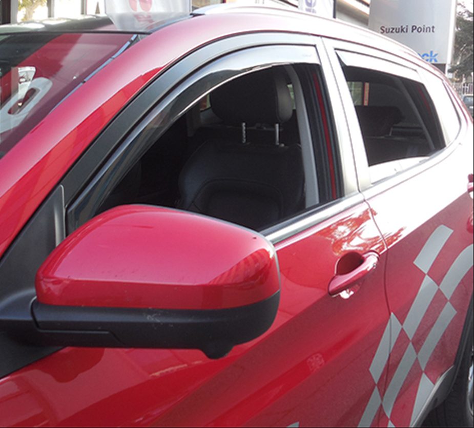 Kit Deflettori Antivento Anteriore+Posteriore Farad per DR F35 5 porte dal 2020
