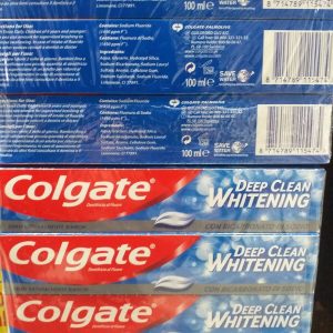 24 Pezzi Colgate DEEP CLEAN WHITENING Dentifricio con Bicarbonato di Sodio 100ml