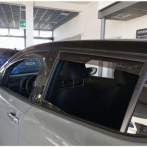 Kit Deflettori Antivento Aria Anteriore+Posteriore Farad per Nissan Leaf 5 porte dal 2017>