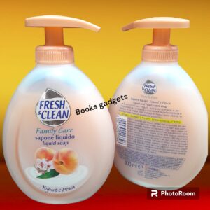 9 Flaconi Fresh & Clean Sapone Mani Liquido FAMILY CARE Yogurt e Pesca 300ml