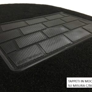 Set Tappetini in Moquette Su Misura con 2 Attacchi