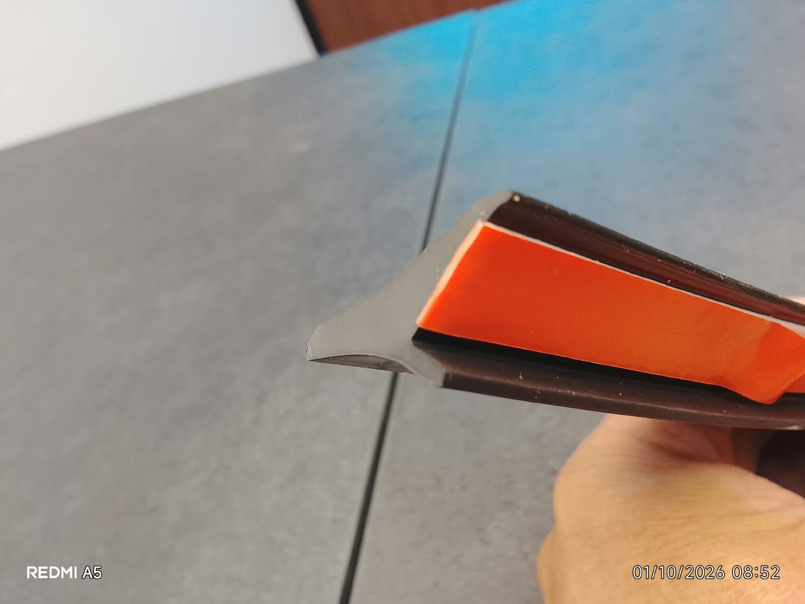 Kit 4 pezzi Profili Passaruota Universali con Biadesivo per Auto da 1,5Mt 33mm
